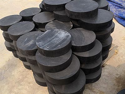 留坝县板式橡胶支座由若干层橡胶片与薄钢板经加压硫化